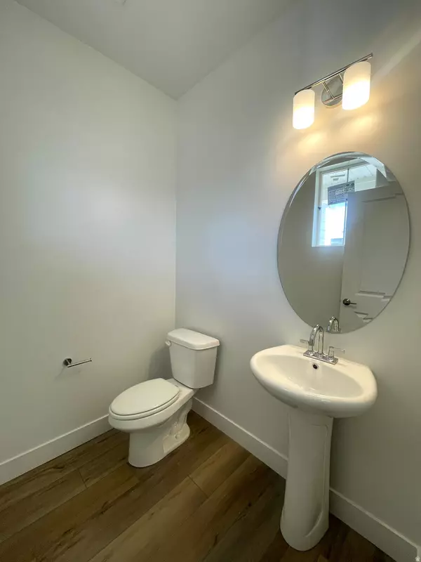 Lehi, UT 84043,1990 N 2040 ST W #41