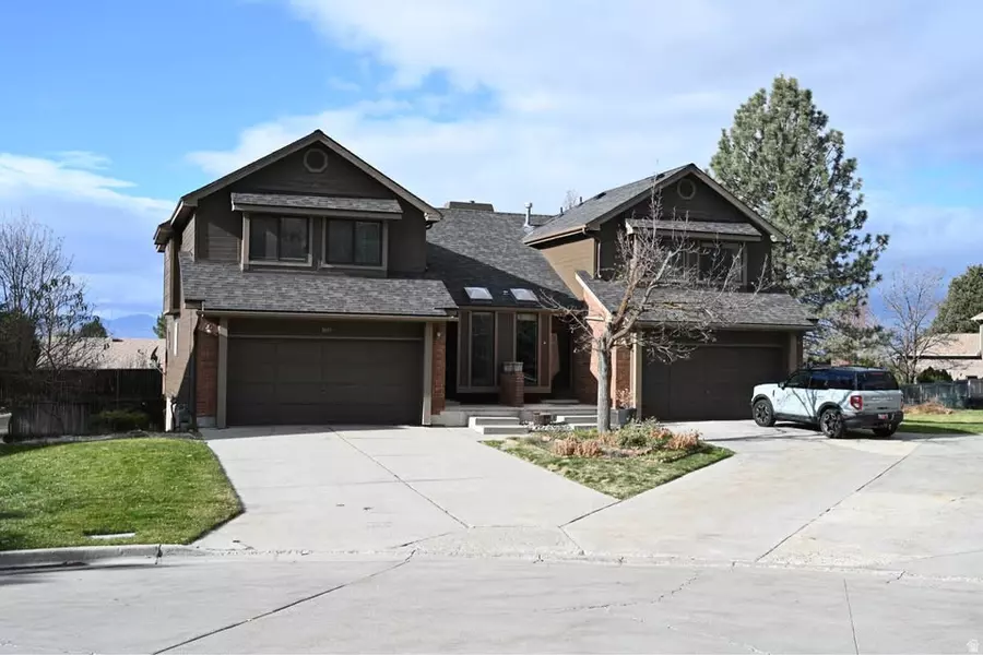 3097 E HIGH DANISH RD S, Cottonwood Heights, UT 84093