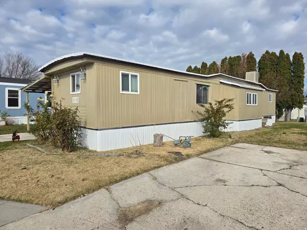 Roy, UT 84067,3860 MIDLAND DR #A18