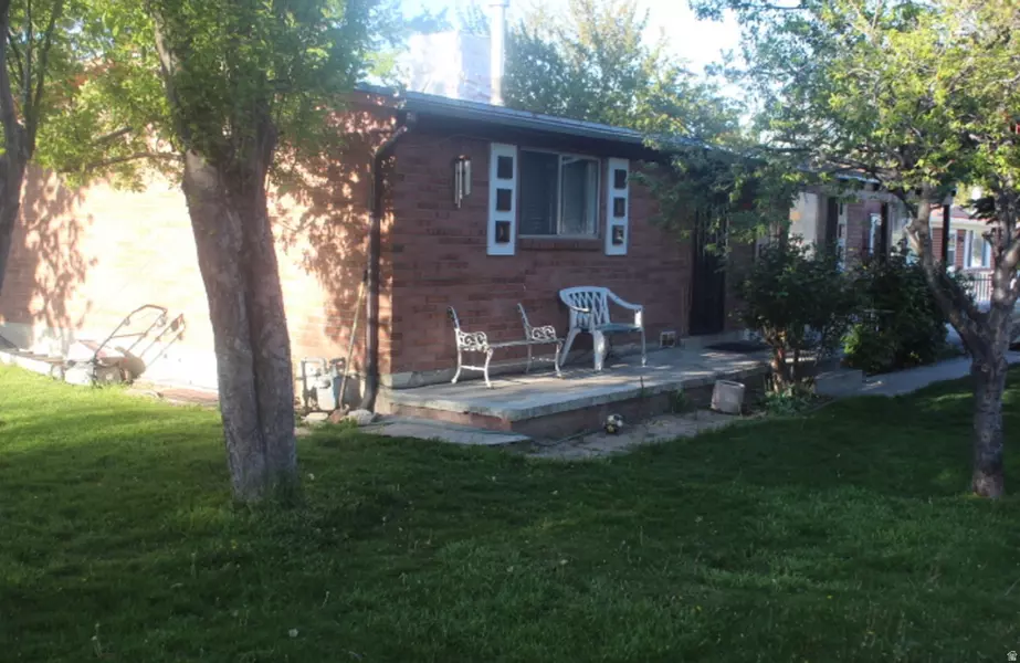 2062 W 7705 S, West Jordan, UT 84084