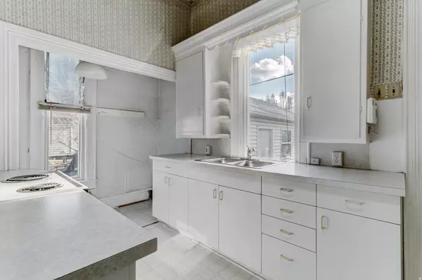 Salt Lake City, UT 84111,450 E SEGO AVE