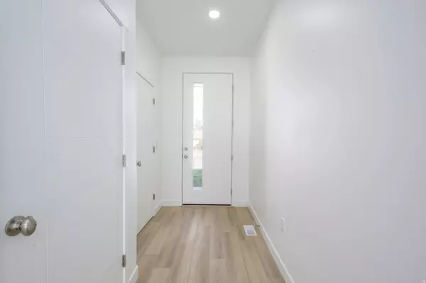 Murray, UT 84123,913 W BULLION ST #10