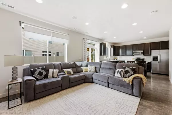 North Salt Lake, UT 84054,968 W STONEHAVEN DR