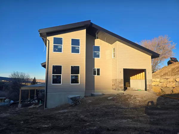 1085 N BROAD RD, Garden City, UT 84028