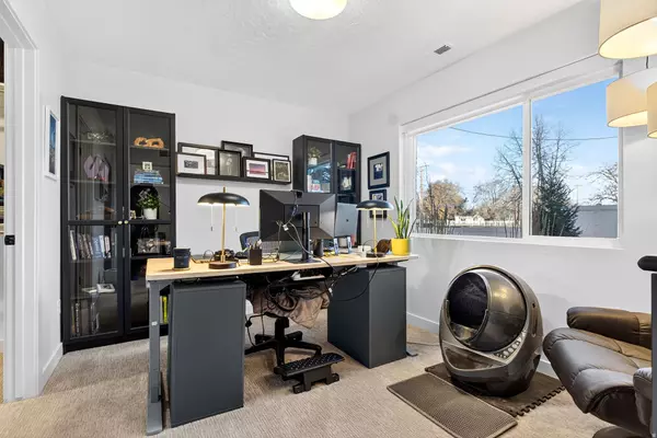 Layton, UT 84041,457 E ALICE WAY S #102