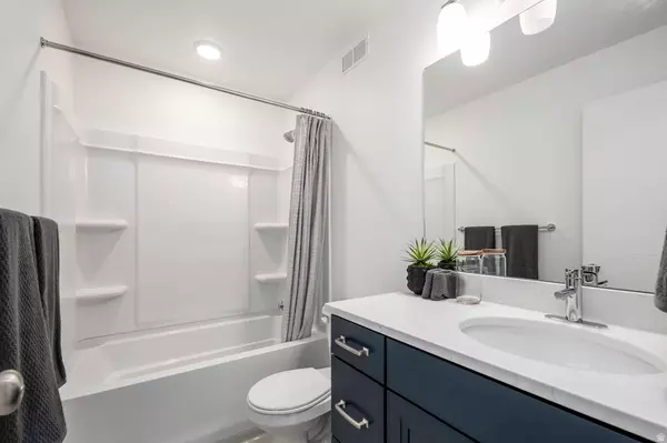 Murray, UT 84123,909 W BULLION ST