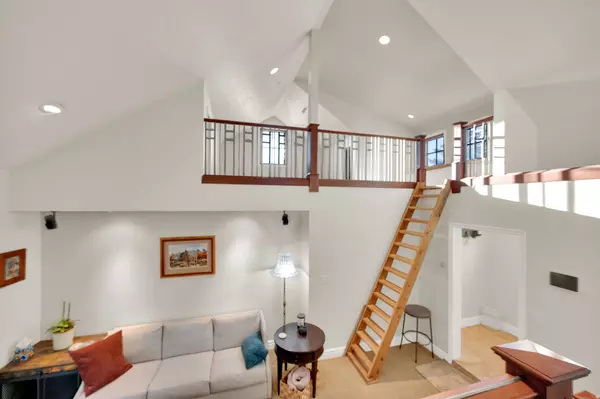 Salt Lake City, UT 84117,2490 E MURRAY HOLLADAY RD