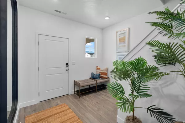 Washington, UT 84780,1493 S SINAWAVA DR #4143