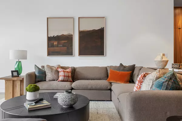 Park City, UT 84060,3267 W DEER HOLLOW RD #2402