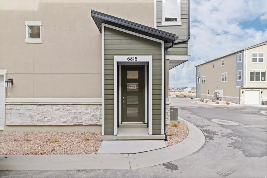 6818 W HEART ROCK LN #297, Herriman, UT 84096