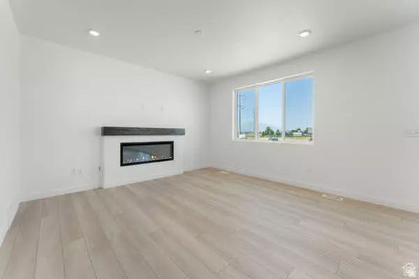 Spanish Fork, UT 84660,737 N PLAINSMAN DR #108