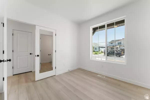 Spanish Fork, UT 84660,737 N PLAINSMAN DR