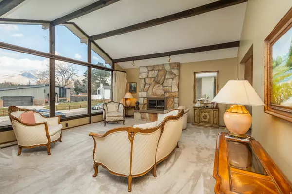 Holladay, UT 84117,1590 E SPRING RUN DR