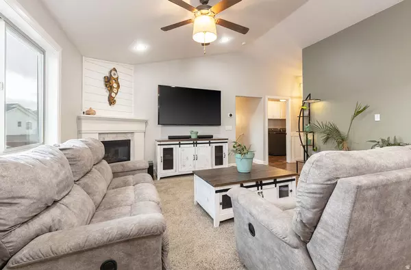 Enoch, UT 84721,2101 E RAVINE RD