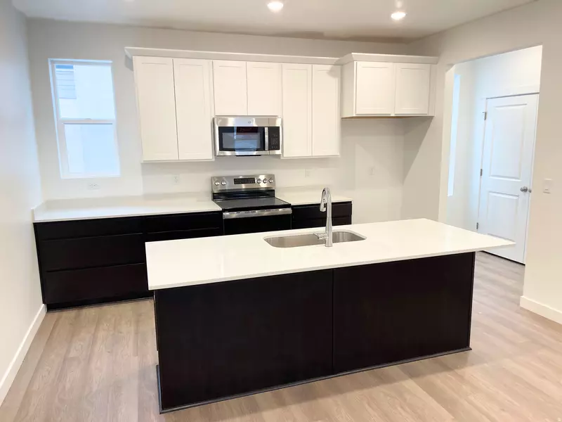 873 S MATHILDA DR #247, Saratoga Springs, UT 84045