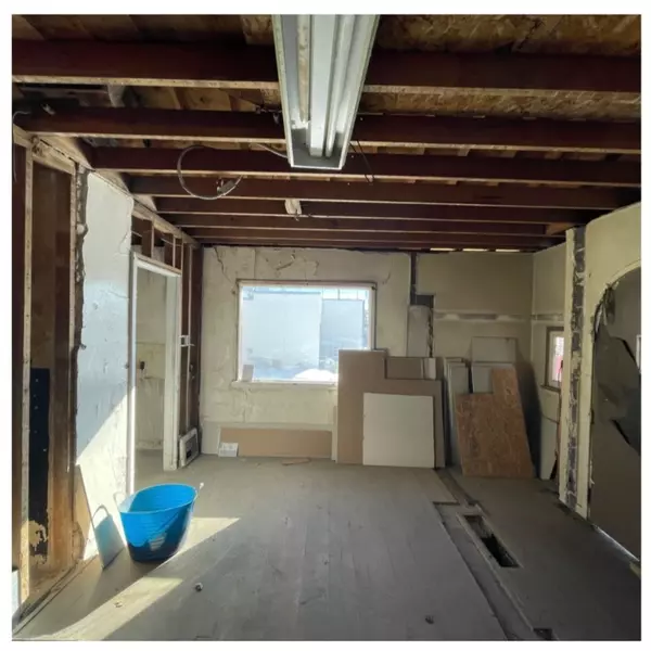 Huntington, UT 84528,170 N MAIN ST