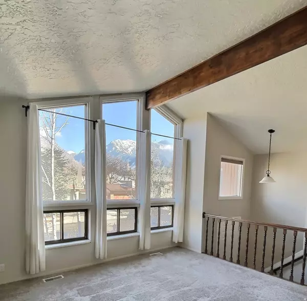 8888 E RENEGADE RD, Sandy, UT 84093