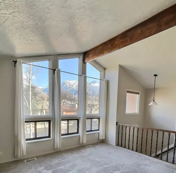 8888 E RENEGADE RD, Sandy, UT 84093