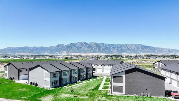Nibley, UT 84321,3372 S 1010 W