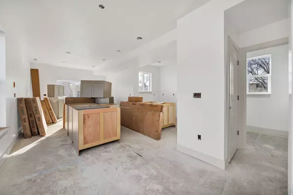 Logan, UT 84321,322 W 690 N