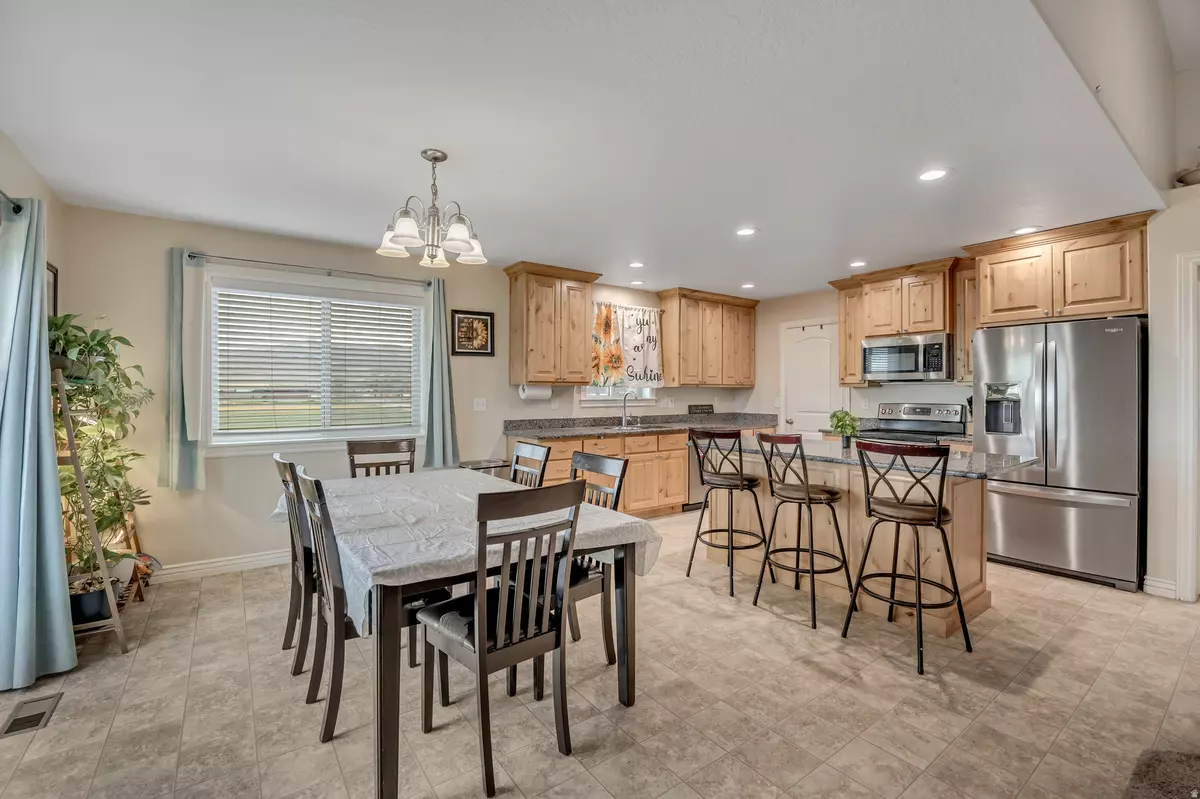 Bothwell, UT 84337,10287 W 11600 N