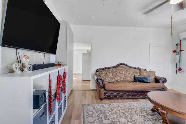 Nephi, UT 84648,496 N 200 E