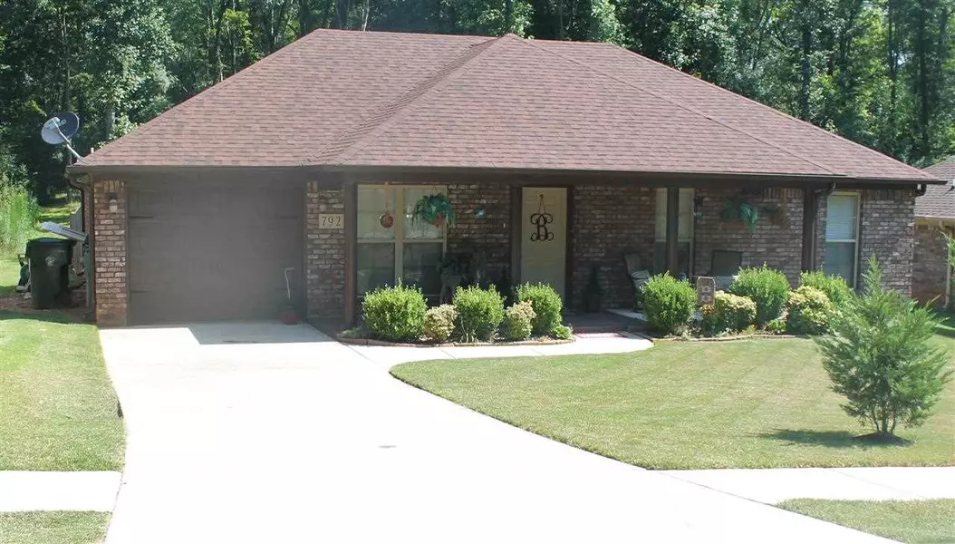 792 Charlie Patterson, New Market, AL 35761