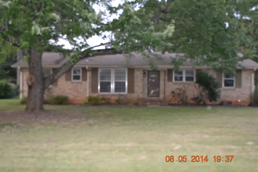 6410 Robinhood Lane, Huntsville, AL 35806