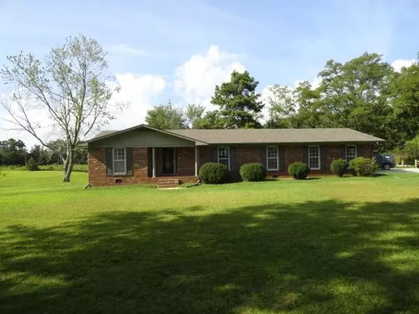 578 Bluff Road, Section, AL 35771