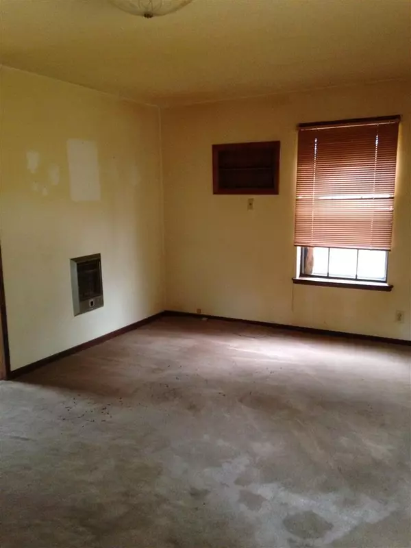 Rainsville, AL 35986,325 Traylor Street