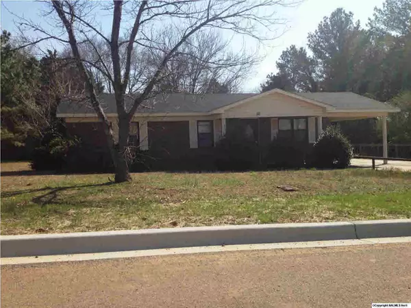 Moulton, AL 35650,56 Webb Street