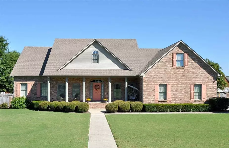 22121 Choctaw Lane, Athens, AL 35613