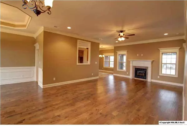 Athens, AL 35613,13136 Abbington Lane