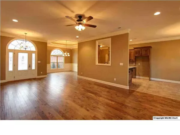 Athens, AL 35613,13136 Abbington Lane