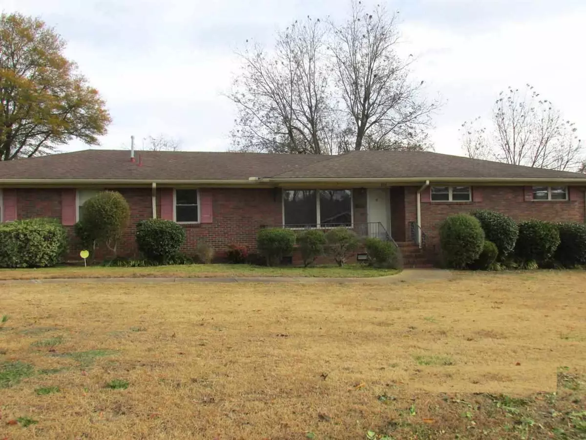 Gadsden, AL 35903,808 Lay Street