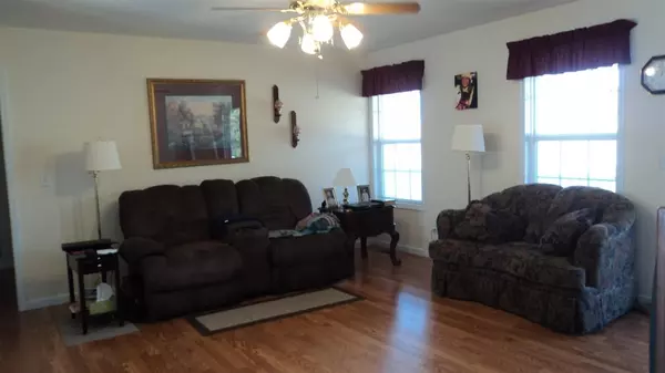 Rainsville, AL 35986,912 Browns Chapel Road