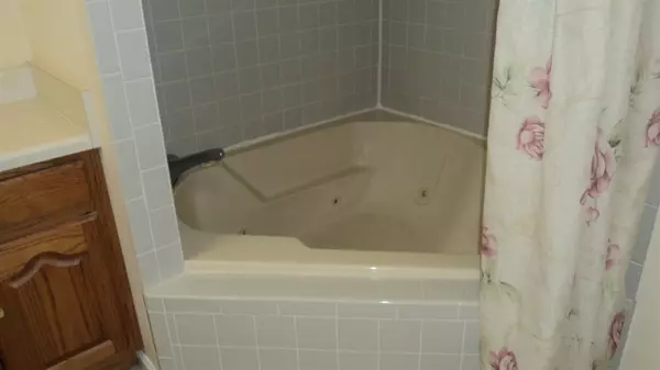 Rainsville, AL 35986,912 Browns Chapel Road