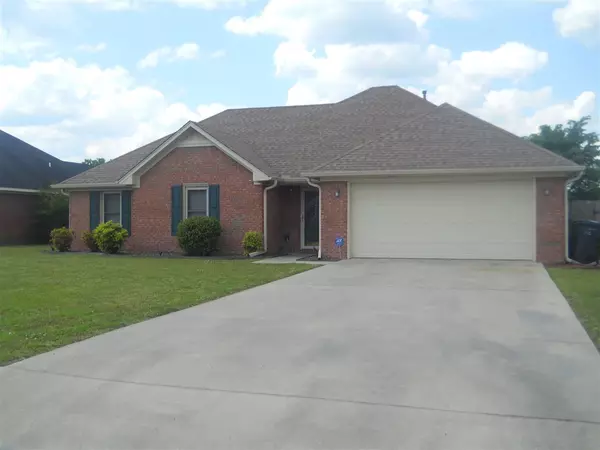 1713 Lake Pointe Drive, Decatur, AL 35603