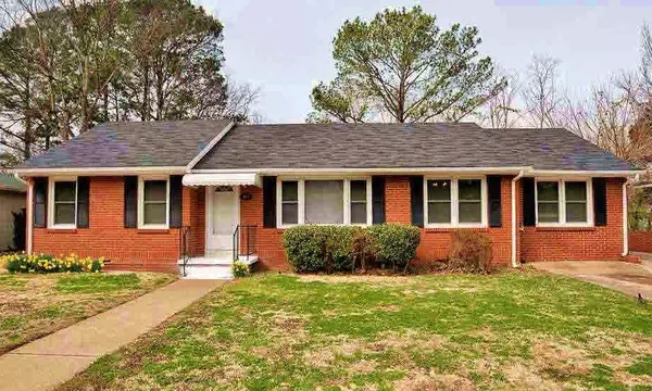 811 Stanhope Drive, Huntsville, AL 35801