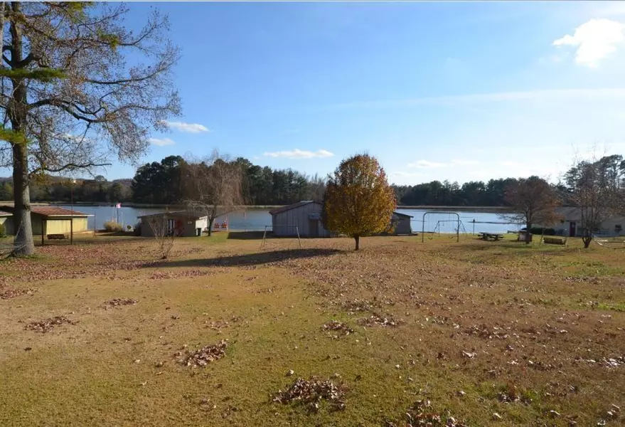 1465 Point Of Pines, Guntersville, AL 35976