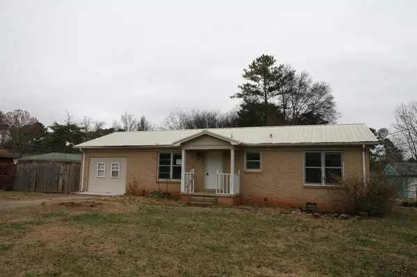 3400 NW Greenhill Drive, Huntsville, AL 35810