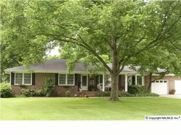 104 Meadowview Circle, Gadsden, AL 35901