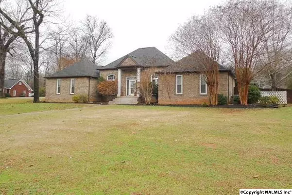 Trinity, AL 35673,14 Forest Home Place