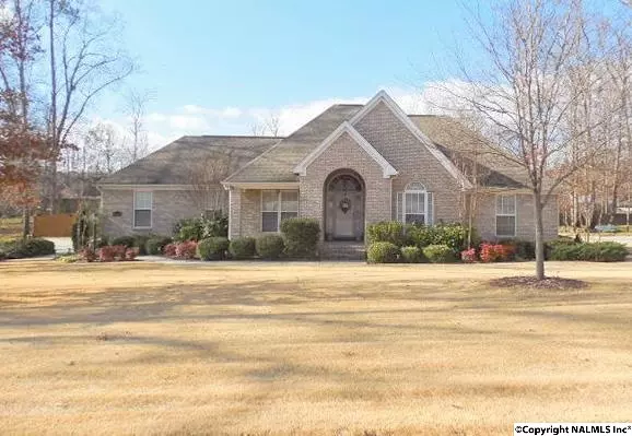 14737 Creek Lane, Athens, AL 35613