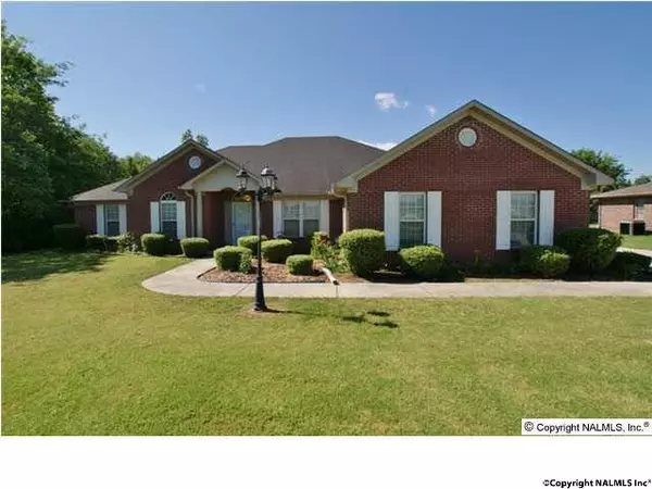 572 Carters Gin Road, Toney, AL 35773