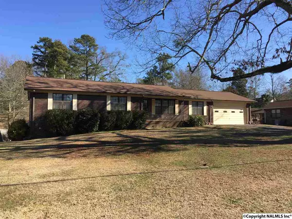 407 4th Avenue, Glencoe, AL 35905