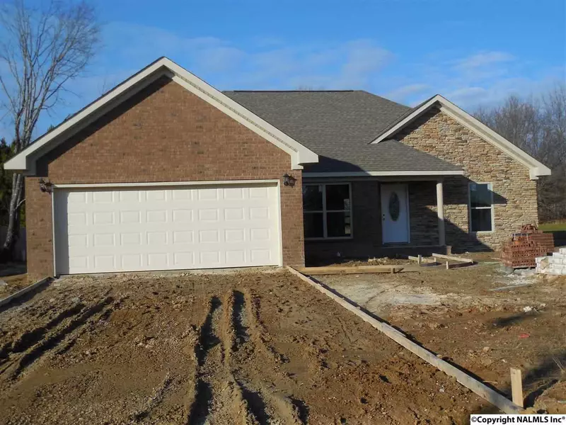 1305 Gypsy Trail, Hartselle, AL 35640