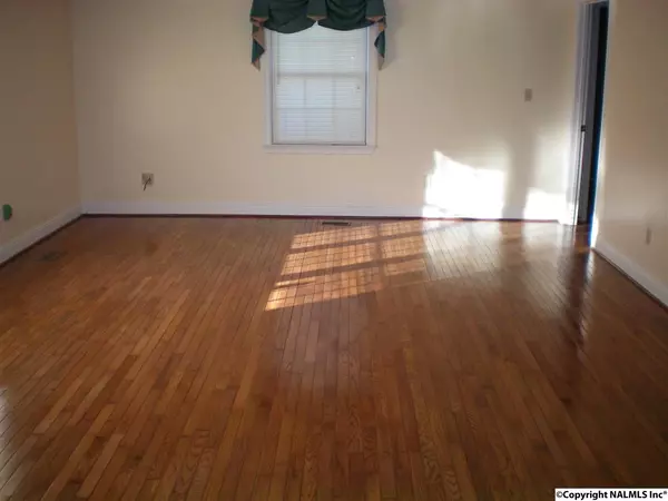 Rainsville, AL 35986,3986 County Road 180