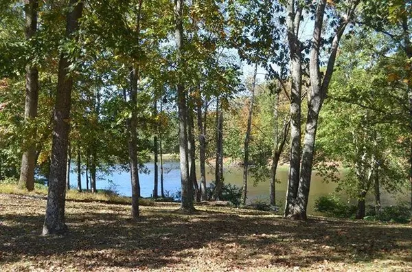 Arab, AL 35016,2062 NW Pine Lake Trail