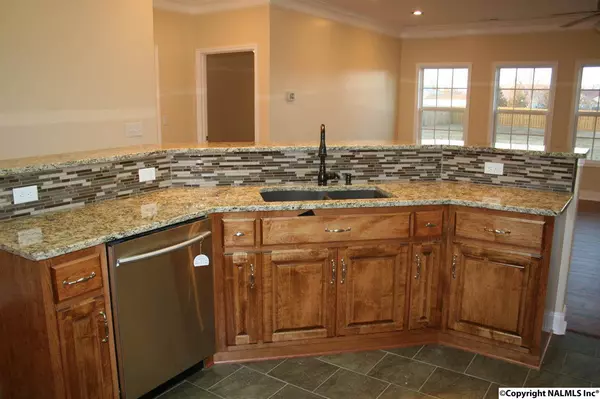 Toney, AL 35773,107 Blossom Road